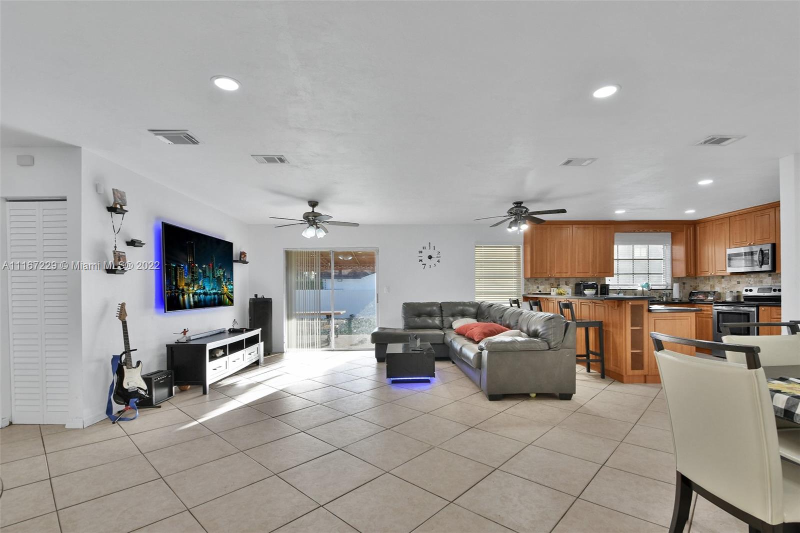 WHISPERING PINES EST SEC - Residential