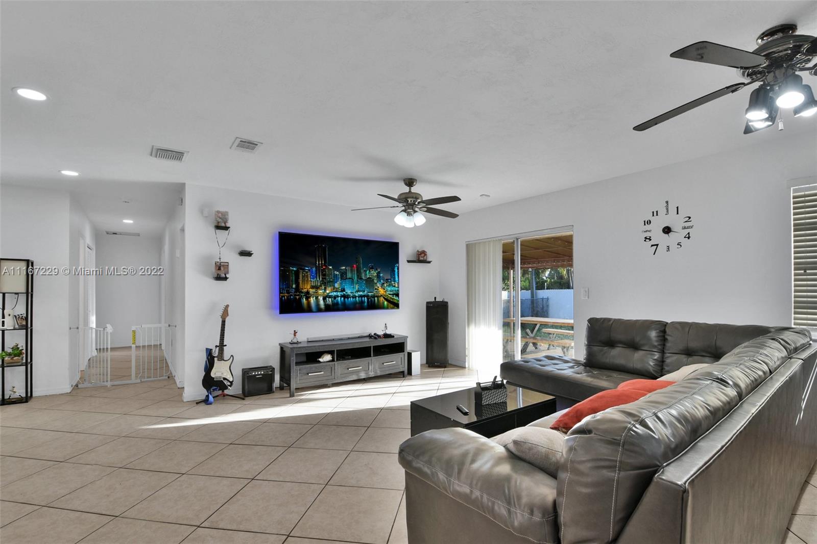 WHISPERING PINES EST SEC - Residential