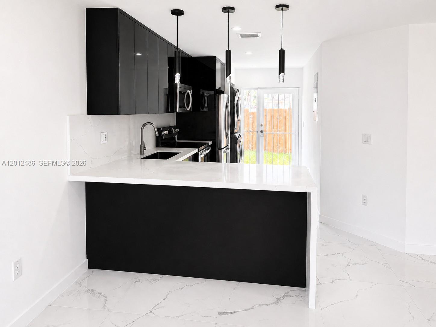LESLIE ESTATES SEC SIX - Residential
