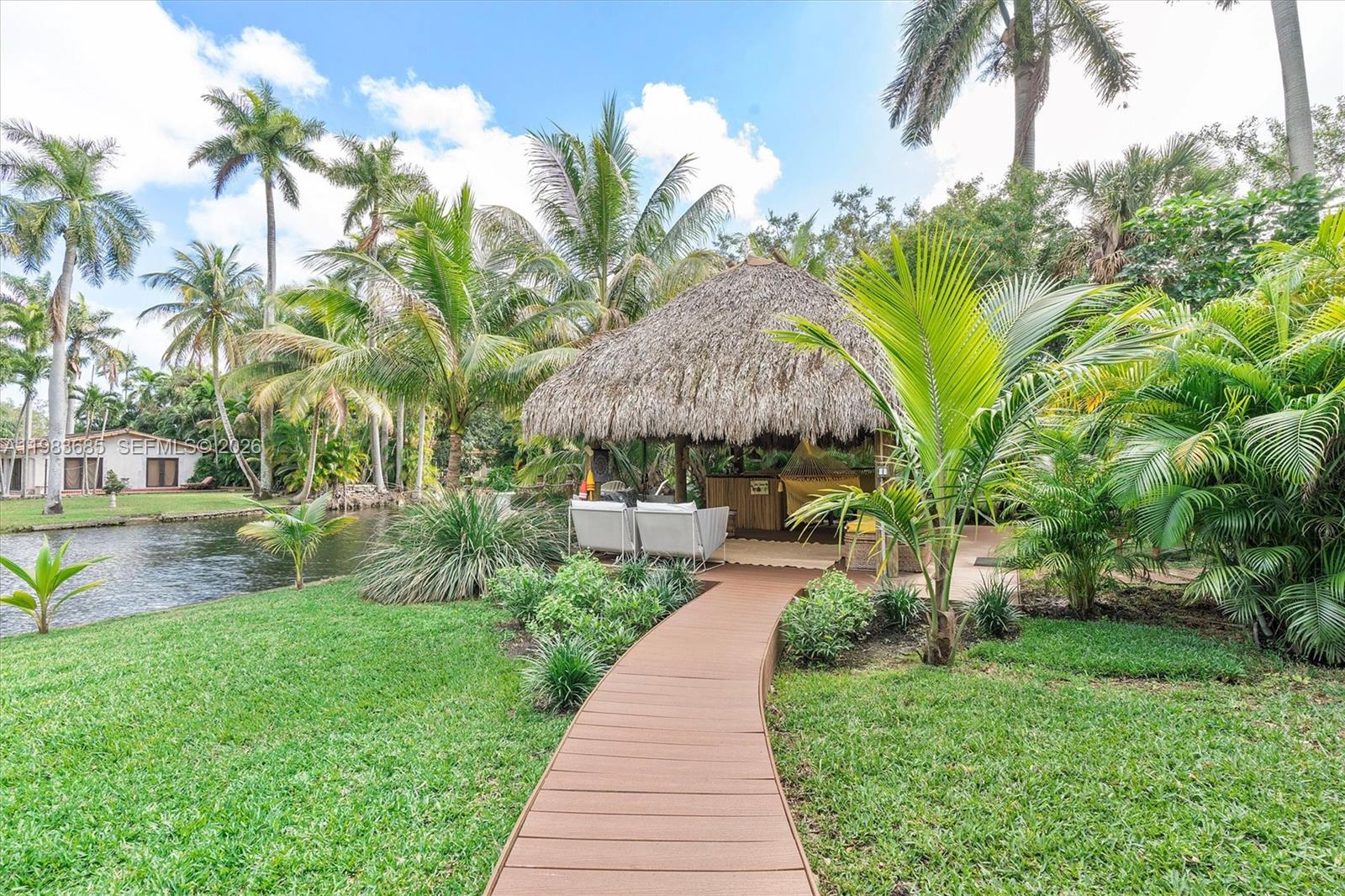 AMD PL OF SUMMERLAND - Residential