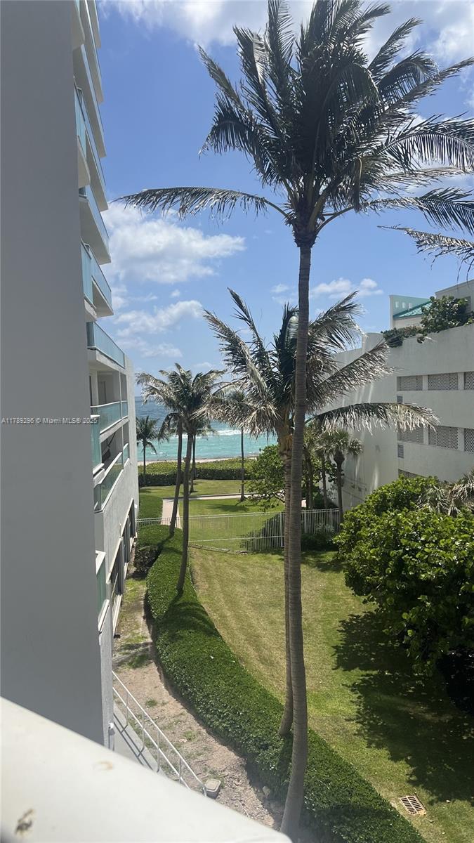Property for Sale at 16485 E Collins Ave 338, Sunny Isles Beach, Miami-Dade County, Florida - Bedrooms: 3 
Bathrooms: 2  - $1,260,000