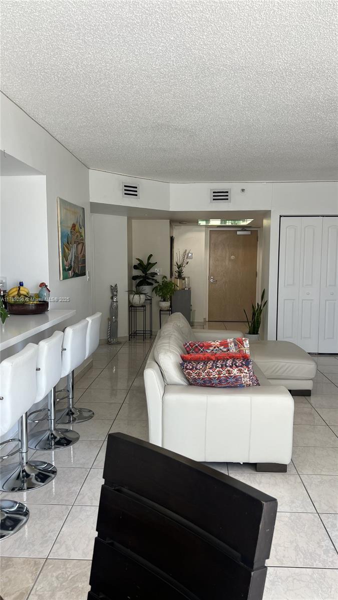 16485 E Collins Ave 338