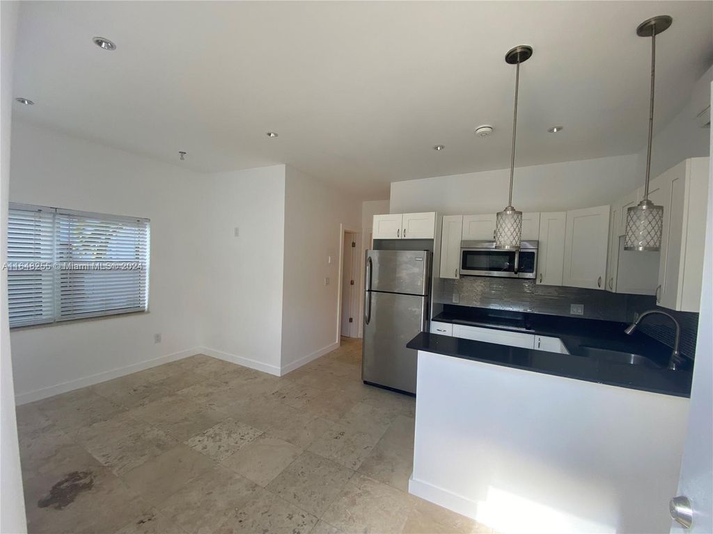 Photo of Fort Lauderdale, FL 33301 (MLS # A11648255)