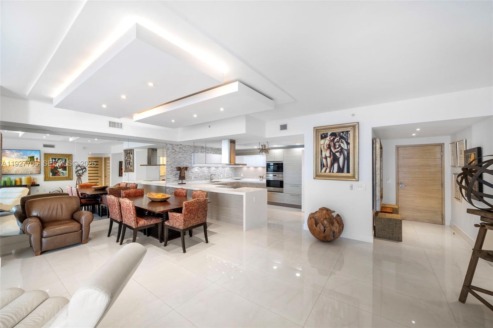 MARINA PALMS RESIDENCES N - Residential