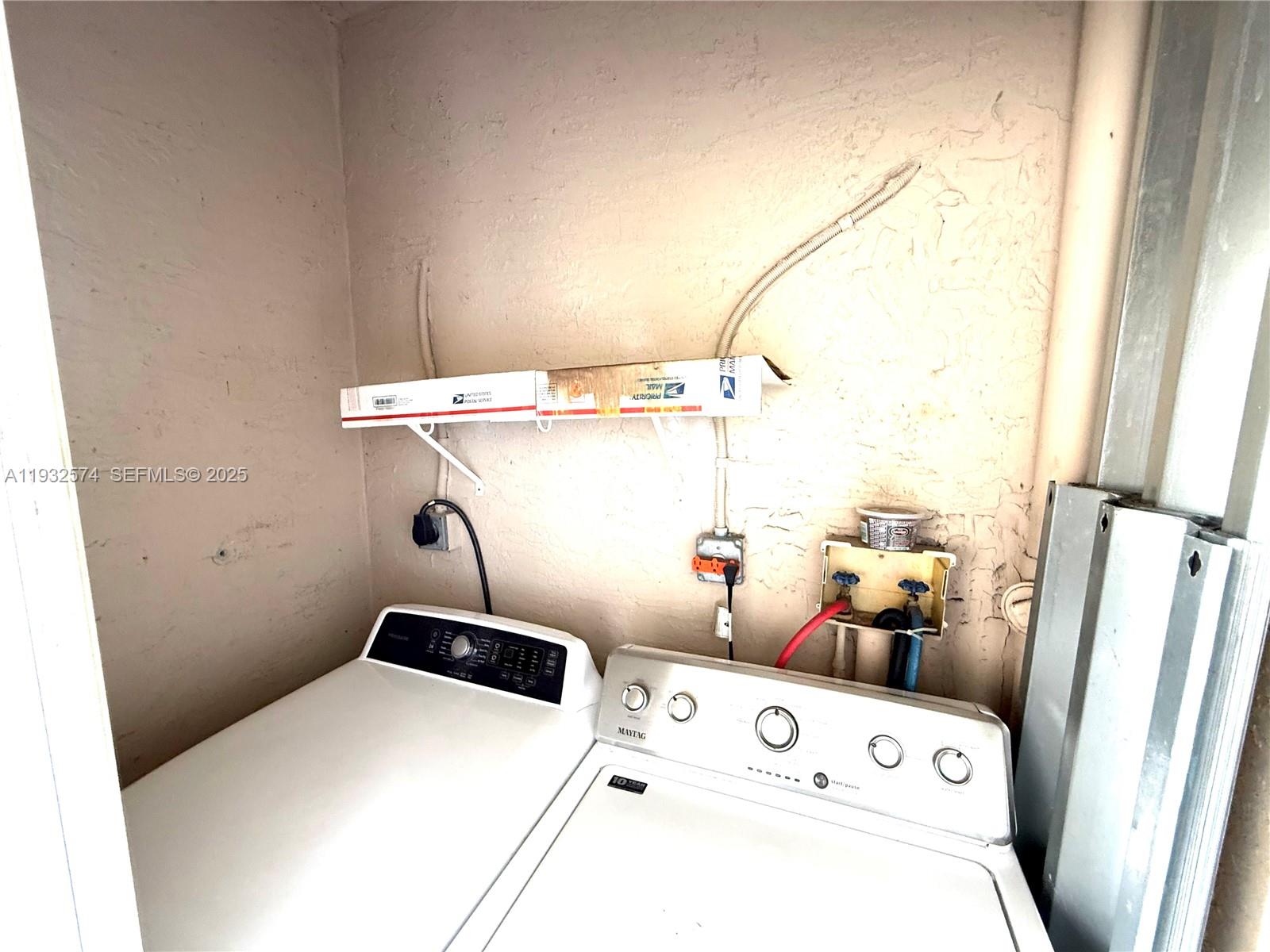 MARQUESA CONDO - Residential