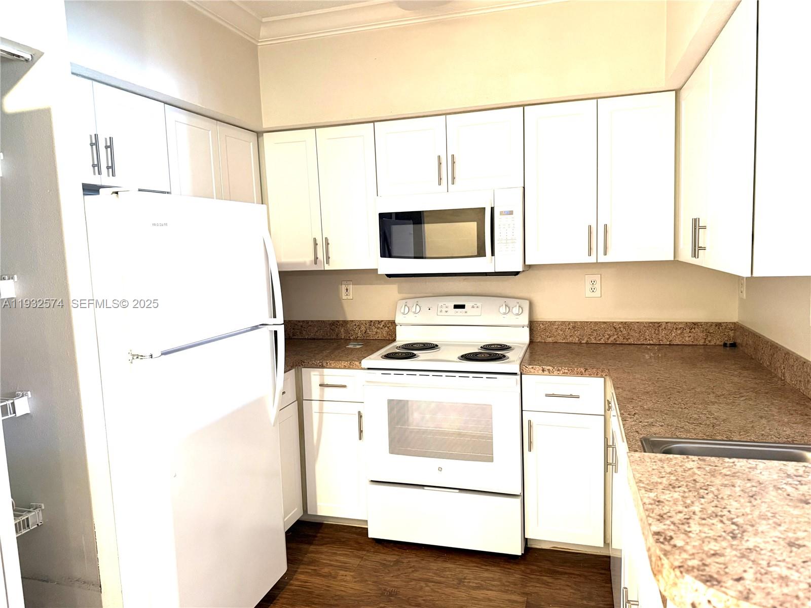 MARQUESA CONDO - Residential