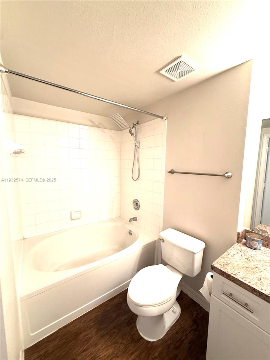 MARQUESA CONDO - Residential