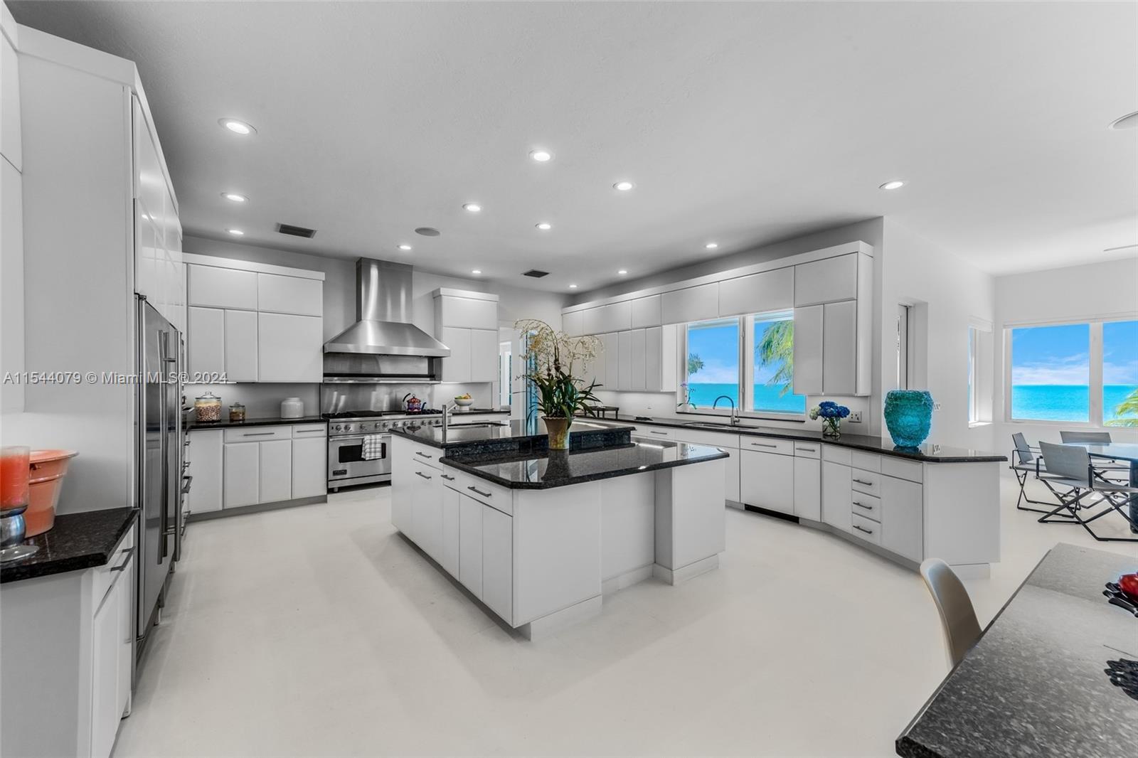 MATECUMBE SUB LOTS 3 & 4 - Residential