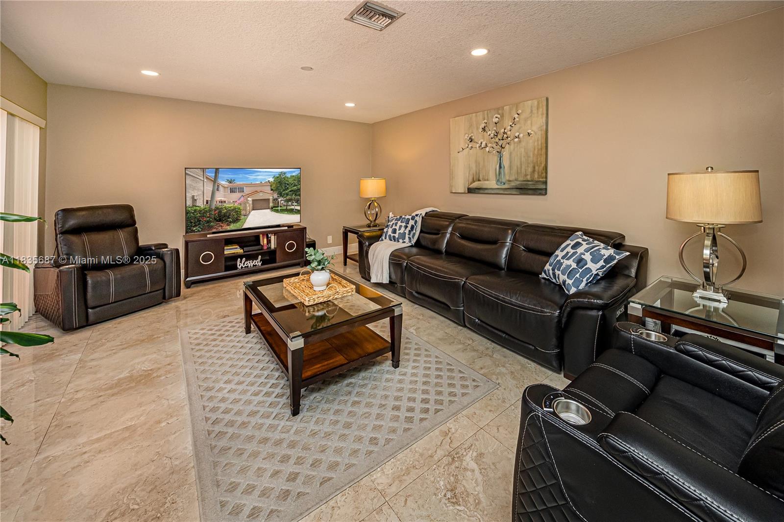 11127 Long Boat Dr