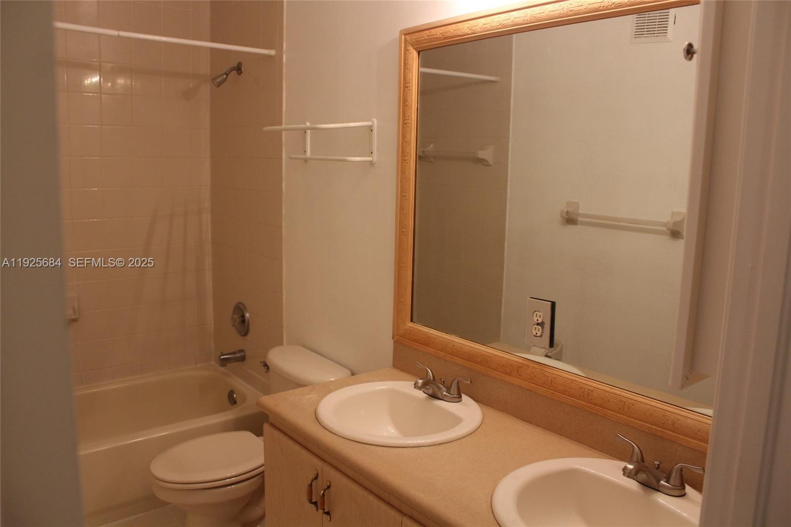 PARCEL A NAUTICA PLAT - Residential Lease