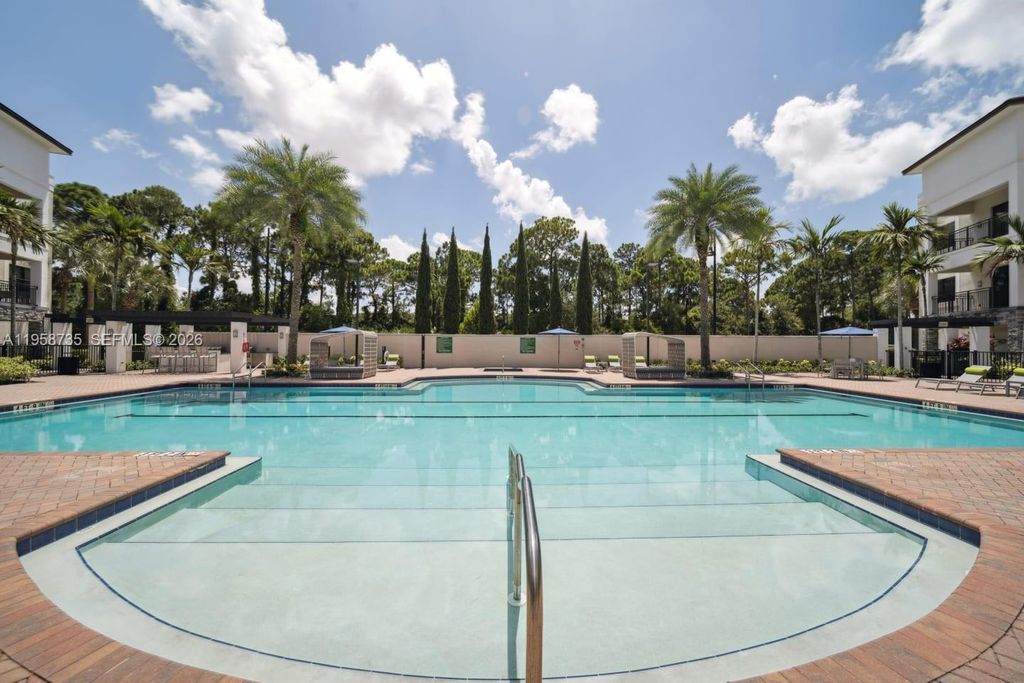 Photo of 3333 Central Gardens Circle #Pinnacle, Palm Beach Gardens, FL 33418 (MLS # A11958735)