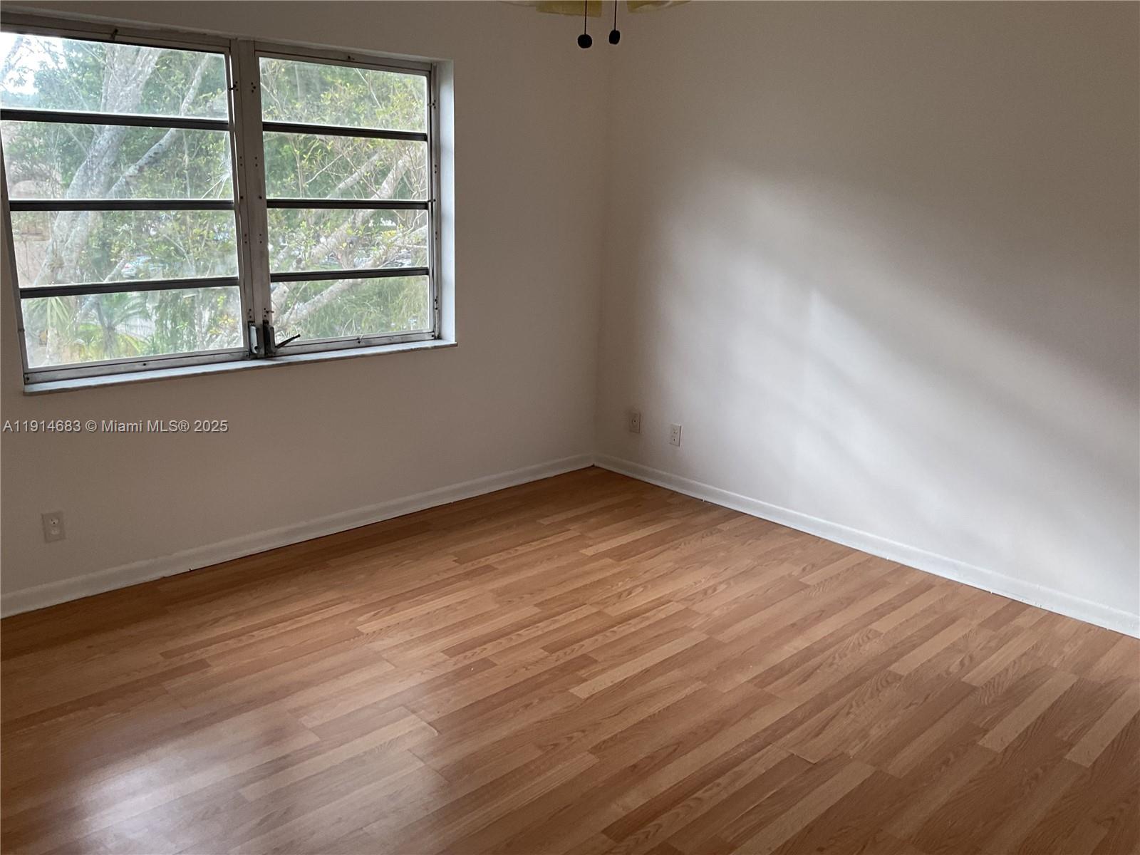 CAMBRIDGE HOUSE EAST - Residential Lease