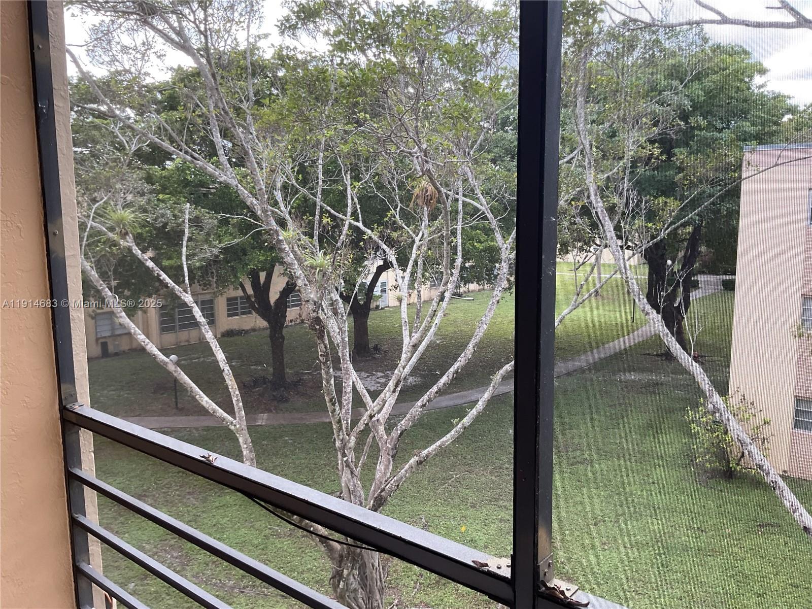 CAMBRIDGE HOUSE EAST - Residential Lease