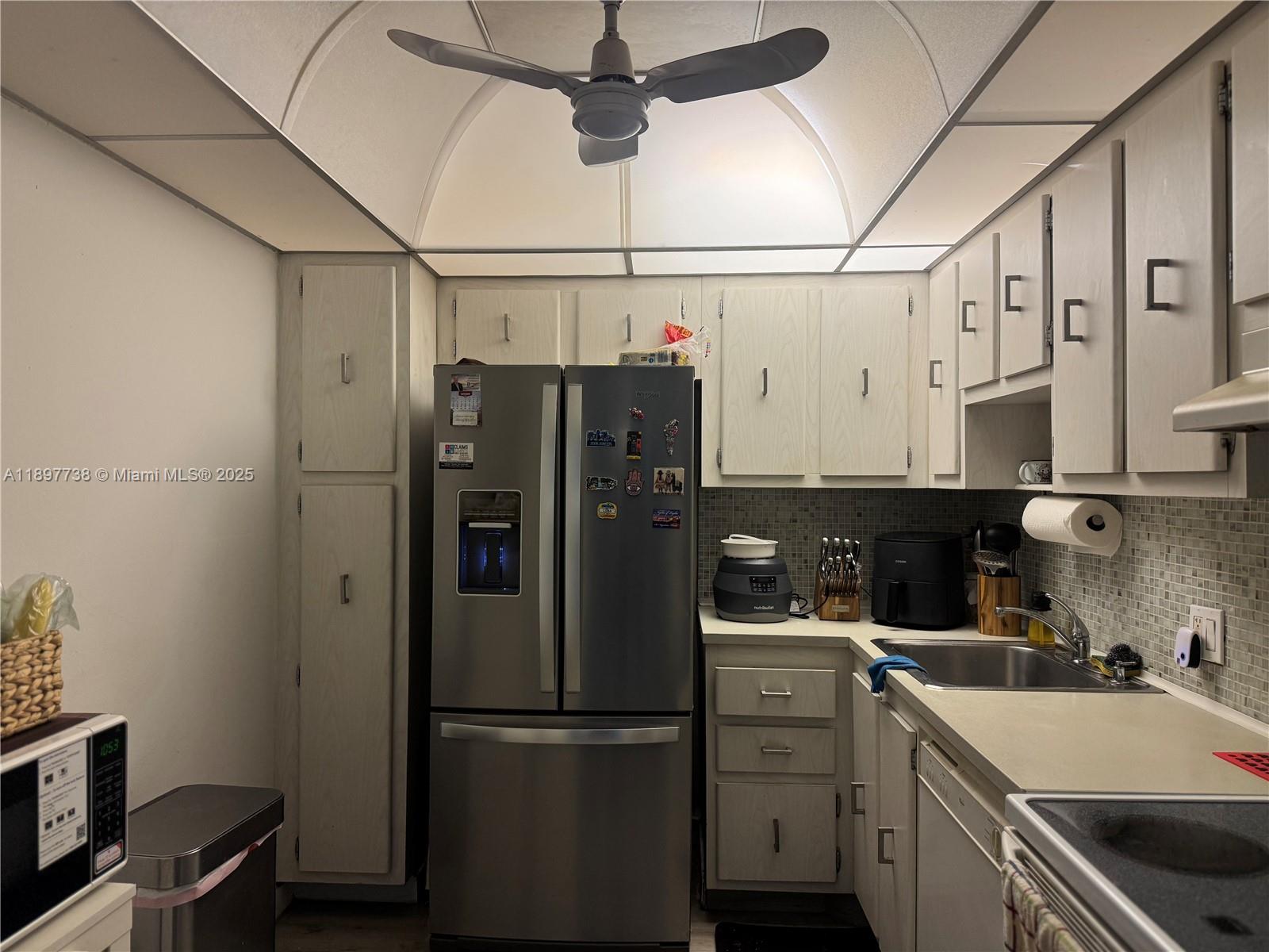 CORONADO CONDO- TOWER II - Residential