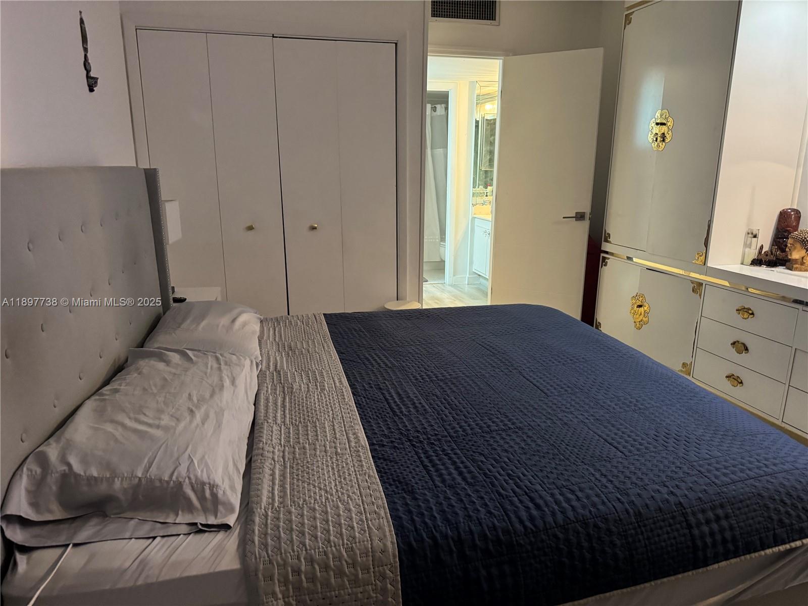 CORONADO CONDO- TOWER II - Residential