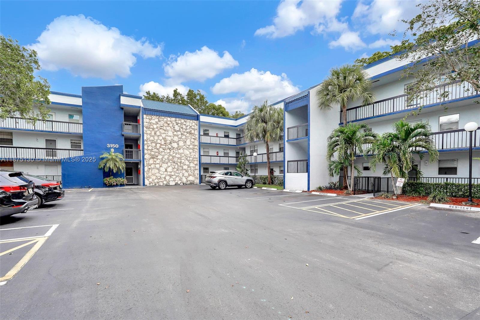 HOLIDAY SPRINGS VILLAGE 1 - Residential