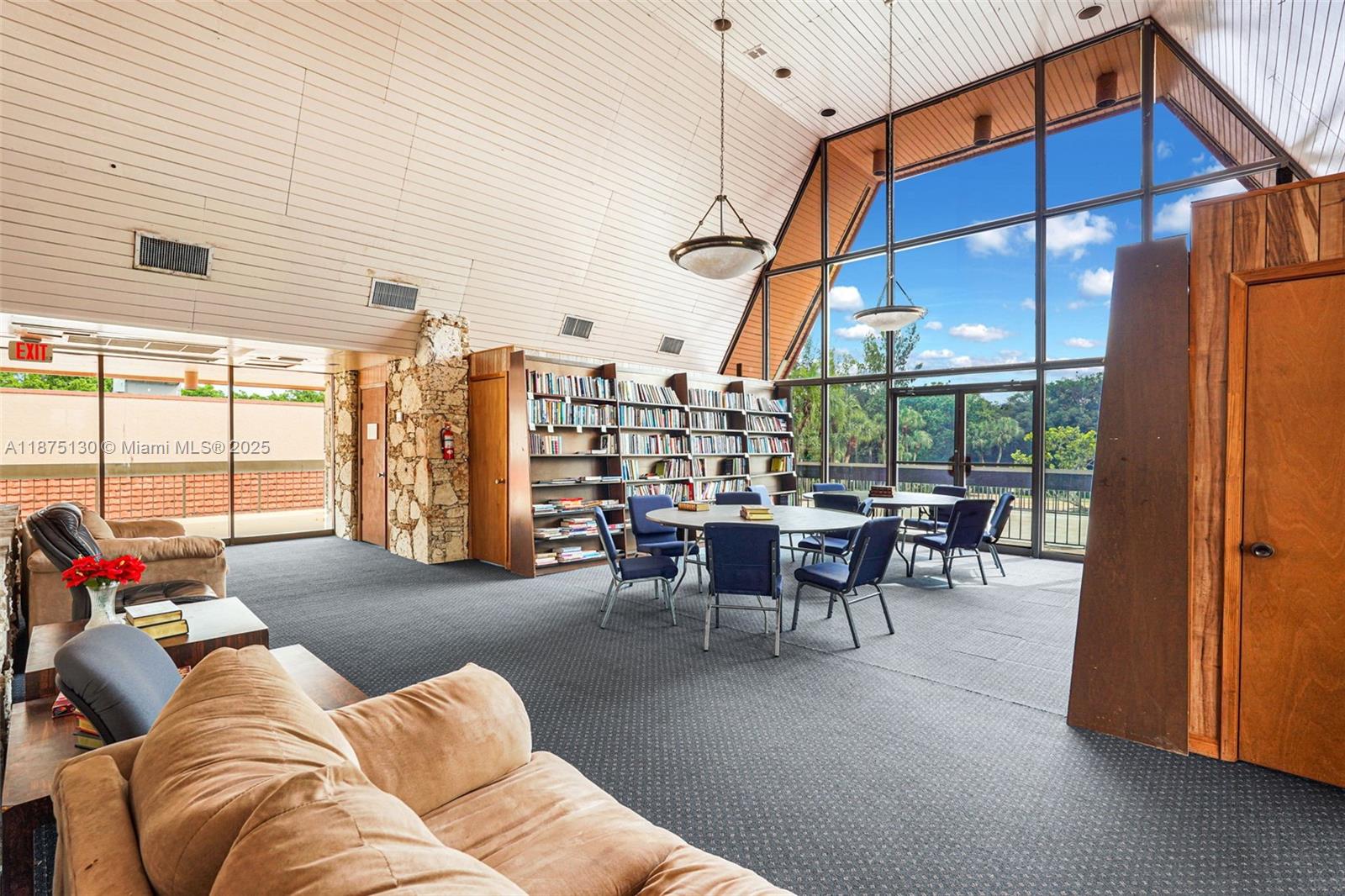 HOLIDAY SPRINGS VILLAGE 1 - Residential