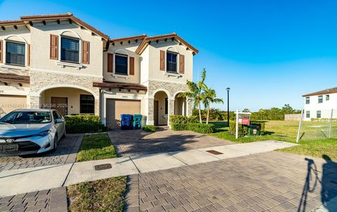 10205 SW 228th Ter 0 Miami FL 33190