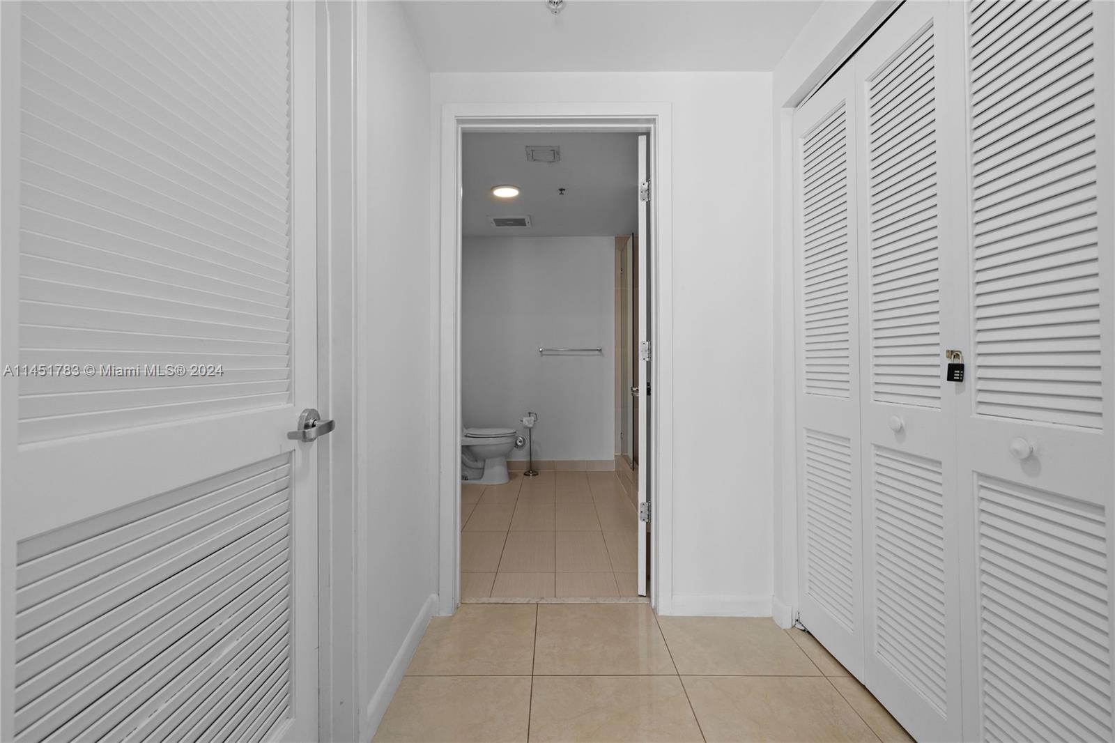 MIDBLOCK MIAMI CONDO - Residential