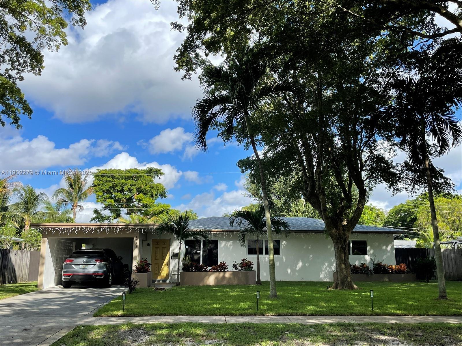 LAWN ACRES - Residential