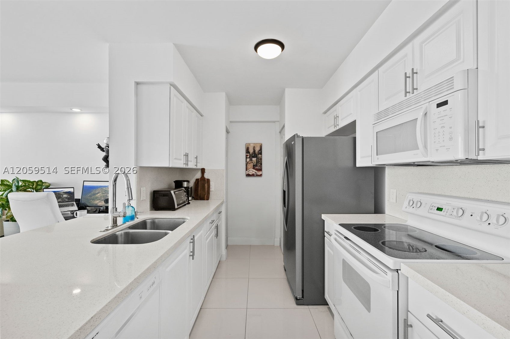 1155 Brickell Bay Dr 2005