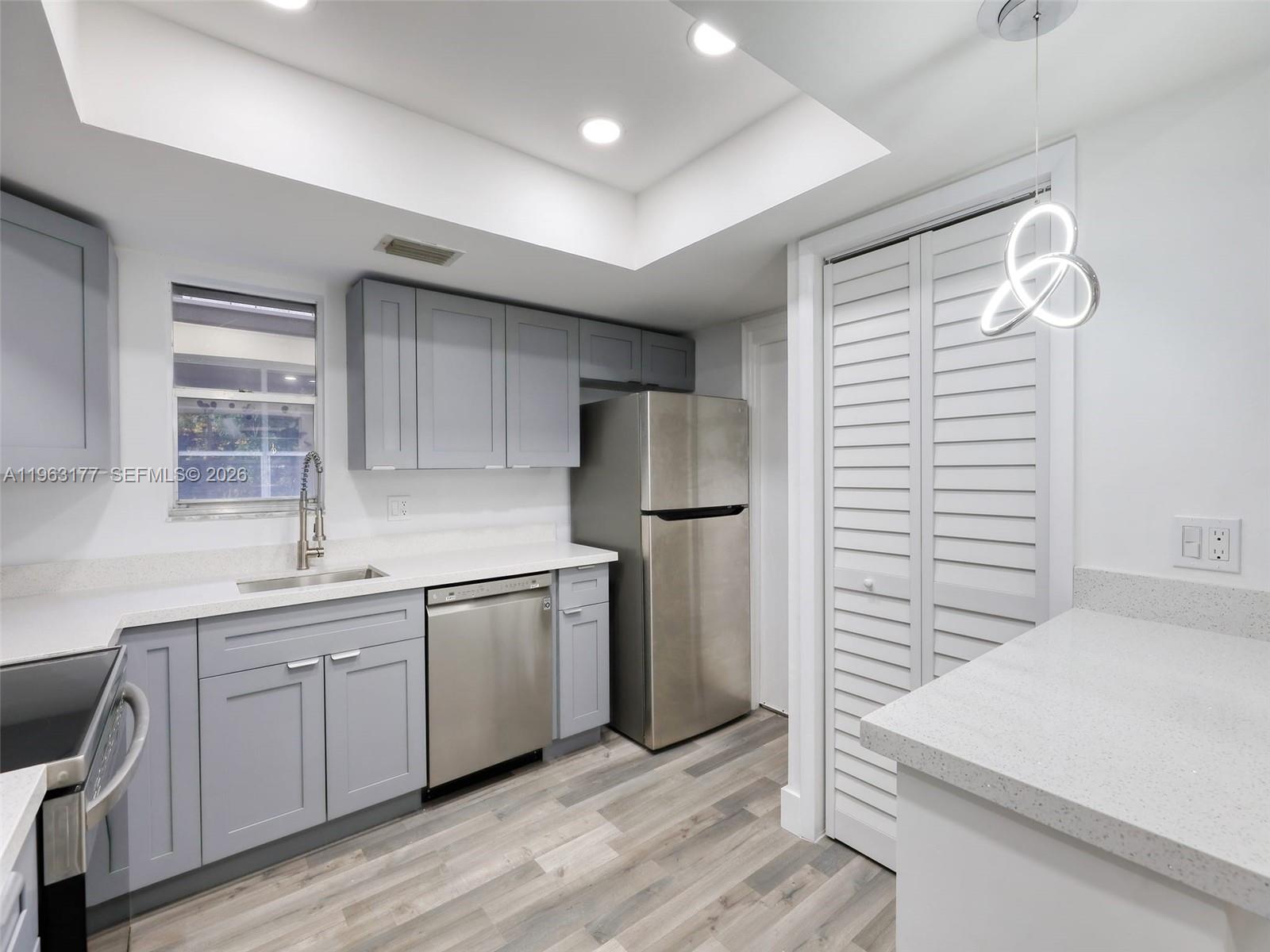 COQUINA COVE VILLAS - Residential