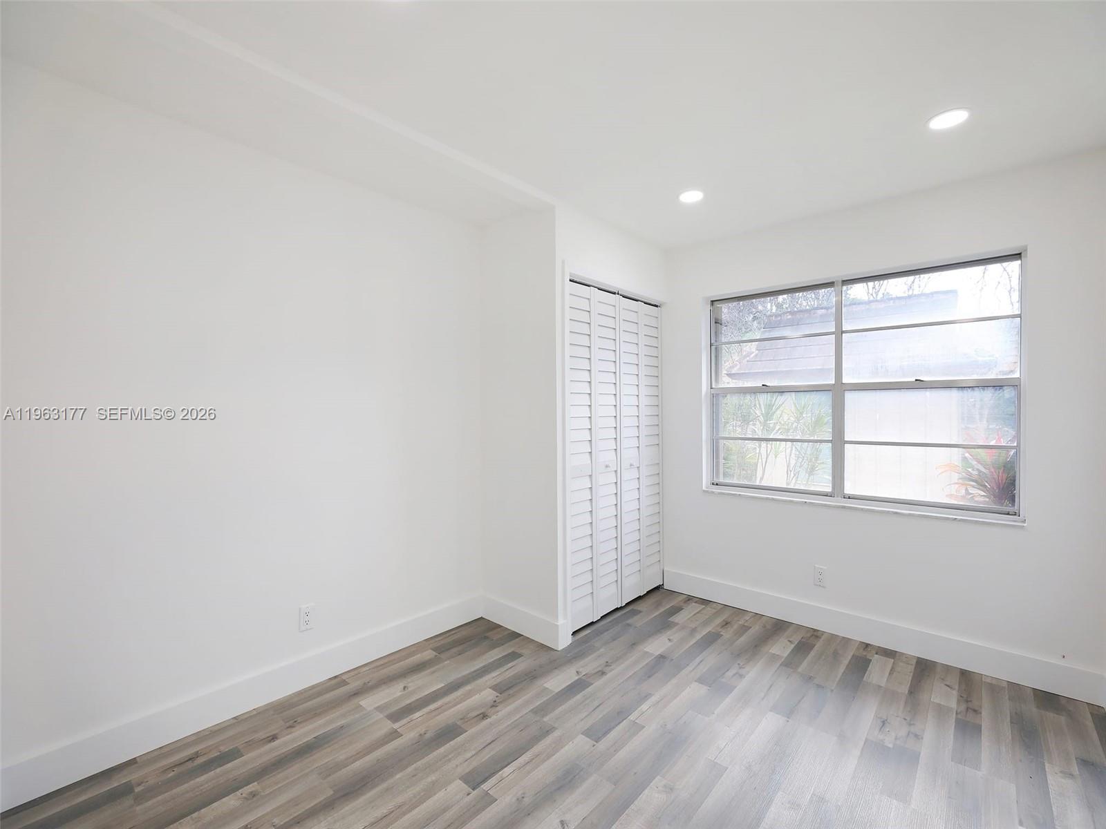 COQUINA COVE VILLAS - Residential