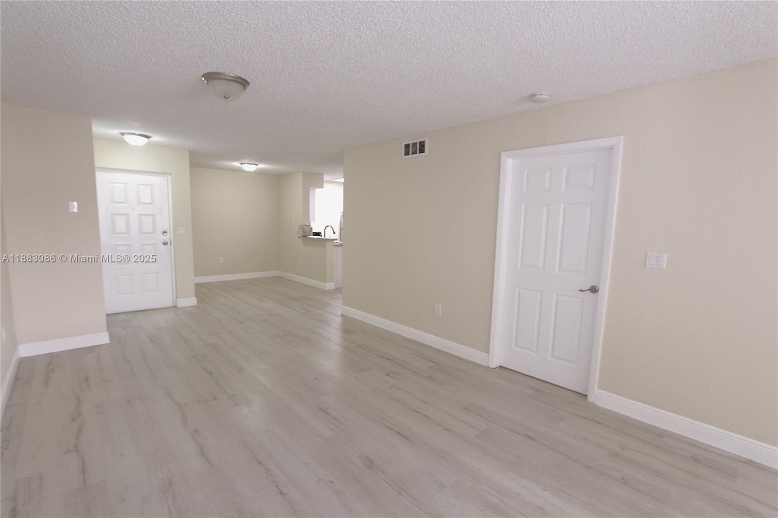 Lakeview Club Condo - Residential Lease
