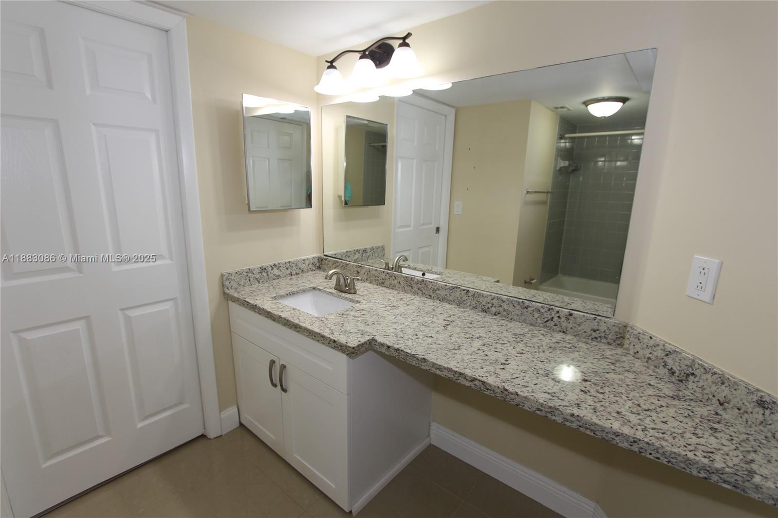 Lakeview Club Condo - Residential Lease