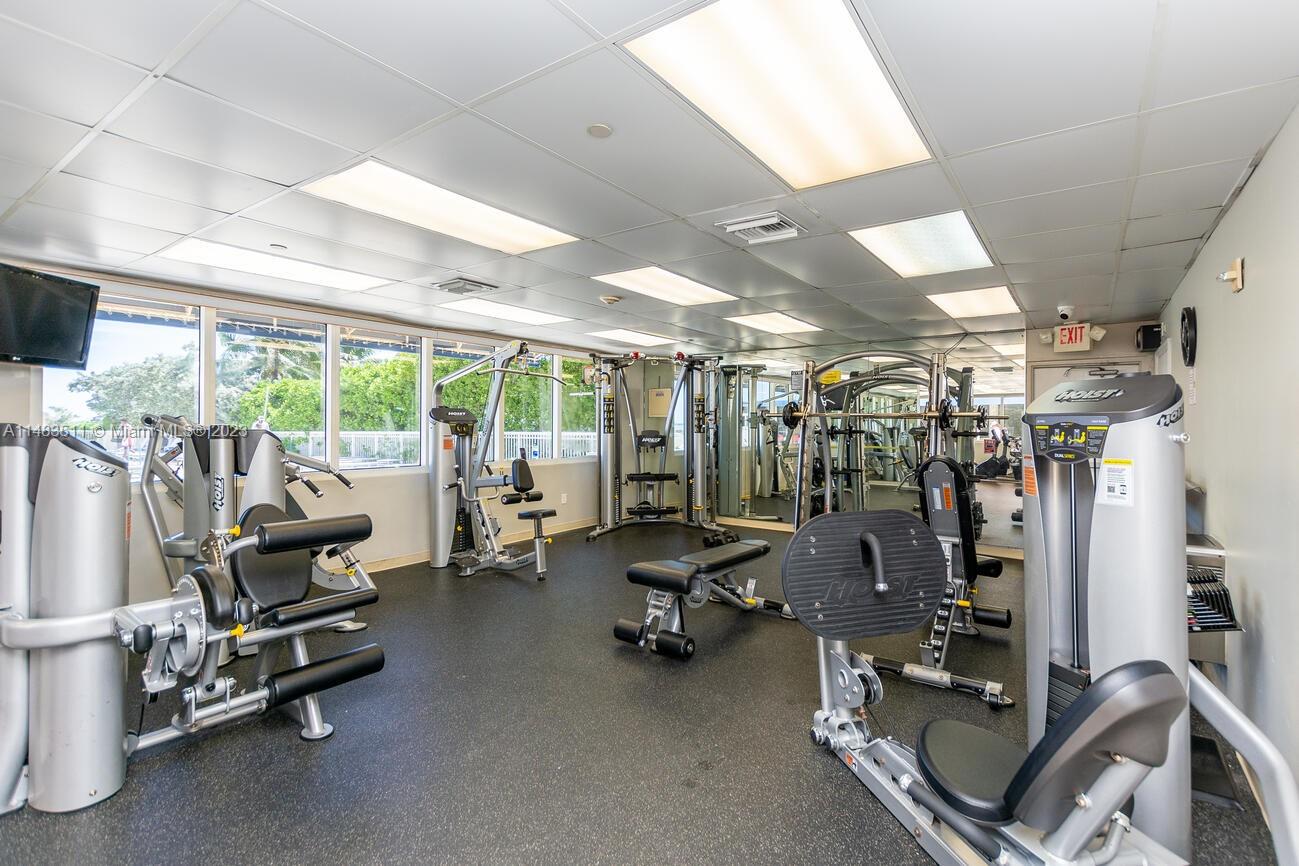 THE AVENTURA BEACH CLUB C - Residential