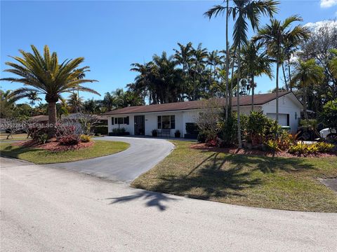 9860 SW 122nd St Miami FL 33176