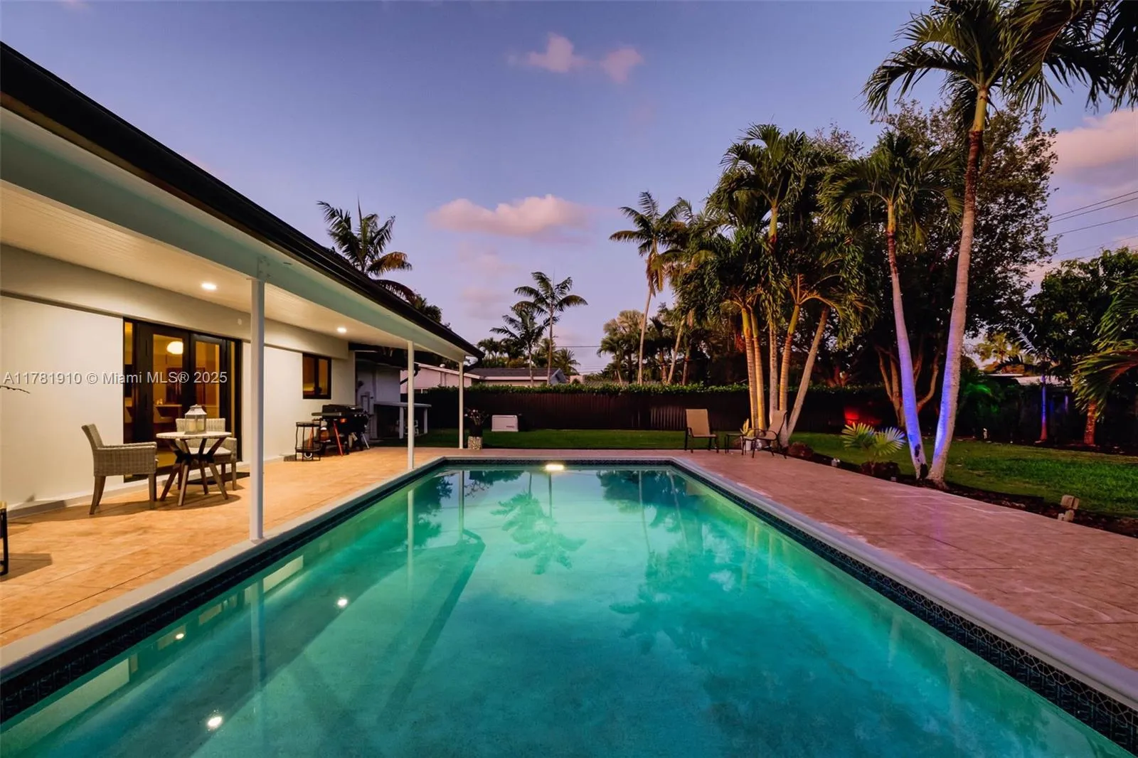 Palmetto Bay, Florida 33158, United States, 3 Bedrooms Bedrooms, ,2 BathroomsBathrooms,Residential,Active,107664