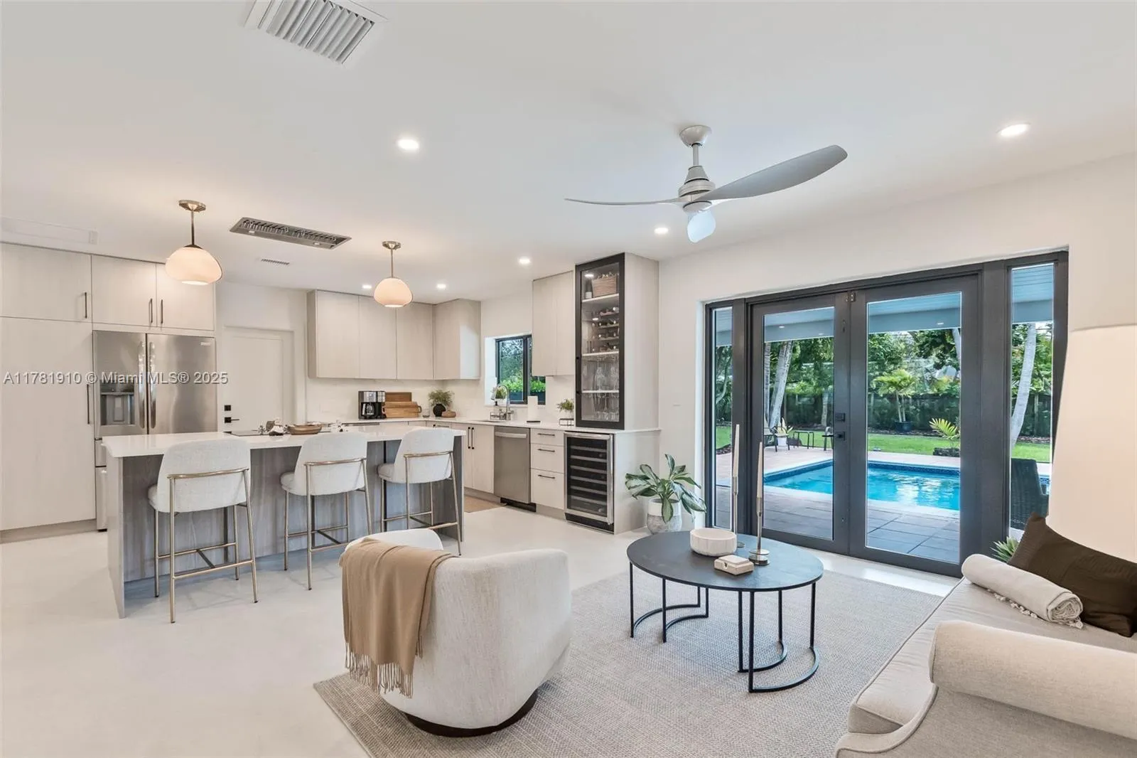 Palmetto Bay, Florida 33158, United States, 3 Bedrooms Bedrooms, ,2 BathroomsBathrooms,Residential,Active,107664