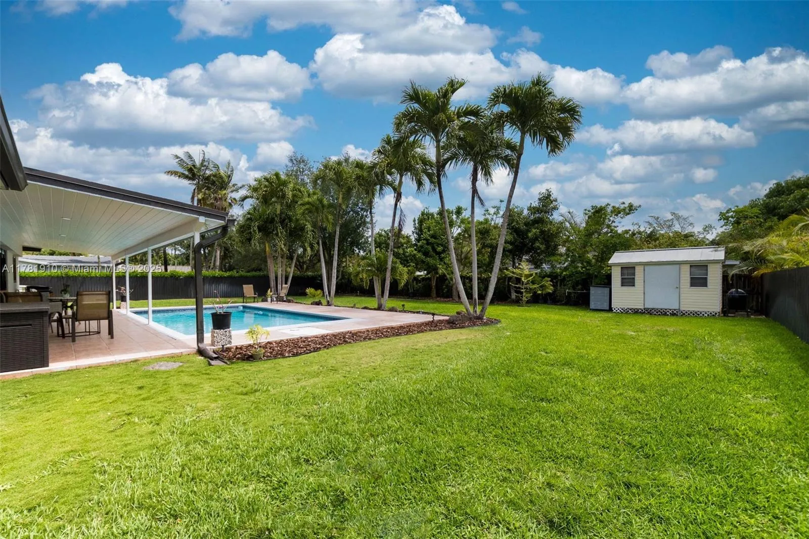 Palmetto Bay, Florida 33158, United States, 3 Bedrooms Bedrooms, ,2 BathroomsBathrooms,Residential,Active,107664