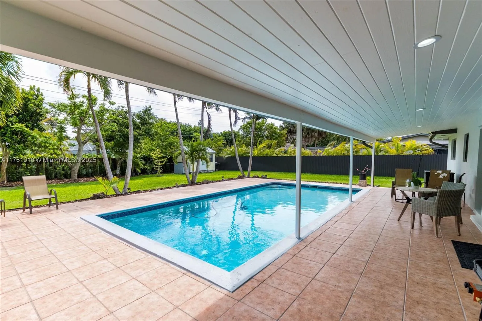 Palmetto Bay, Florida 33158, United States, 3 Bedrooms Bedrooms, ,2 BathroomsBathrooms,Residential,Active,107664