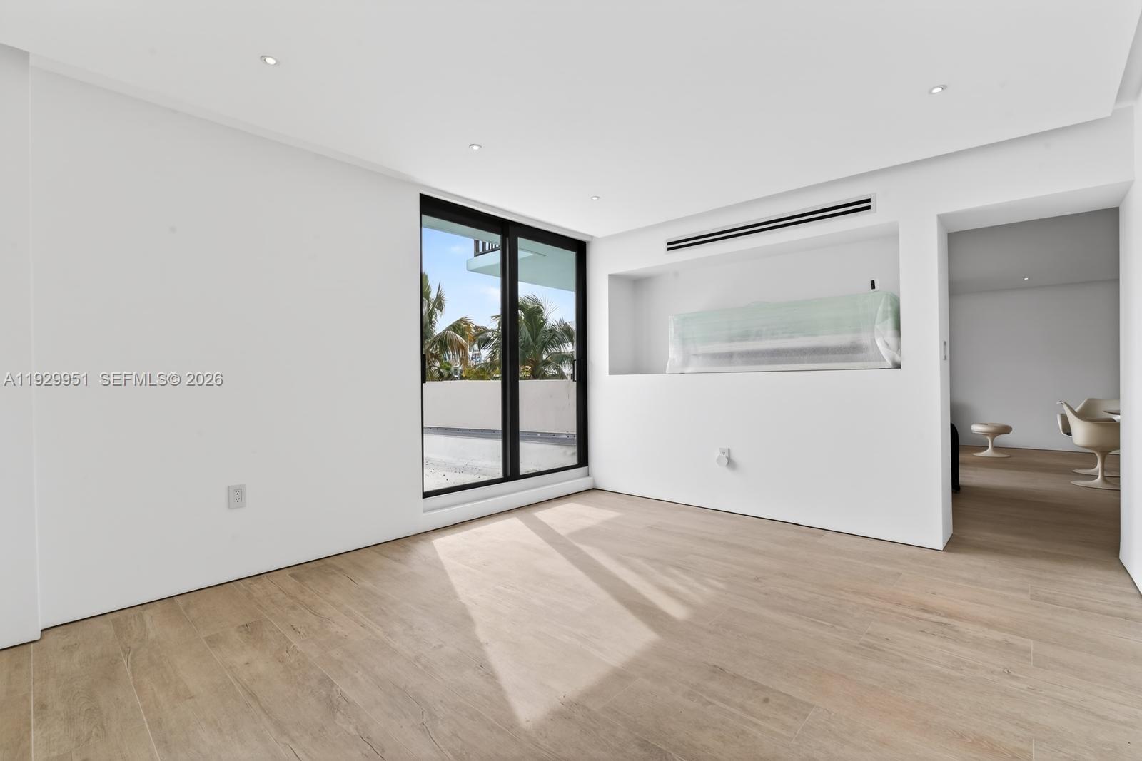 TOWER 1800 CONDO - Residential