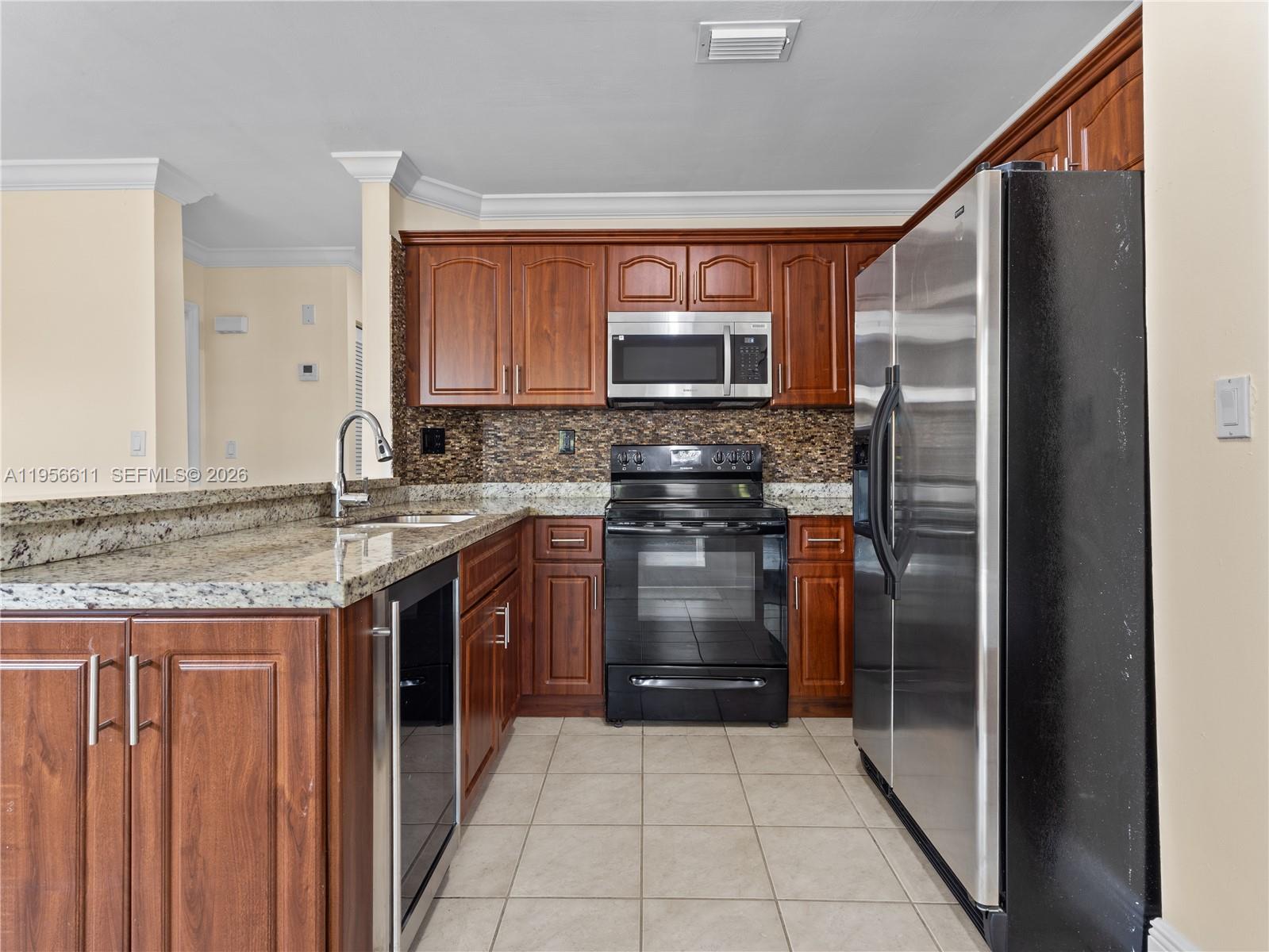 WEITZER SERENA LAKES TOWN - Residential