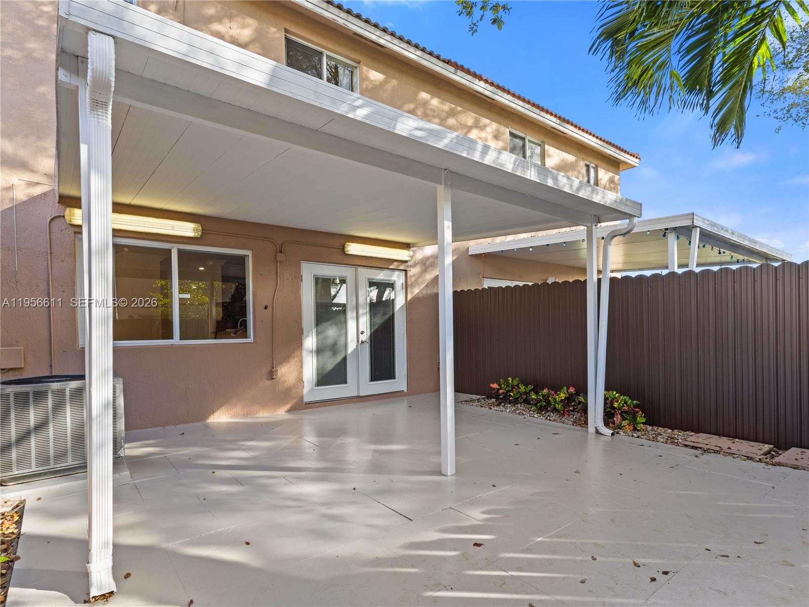 WEITZER SERENA LAKES TOWN - Residential