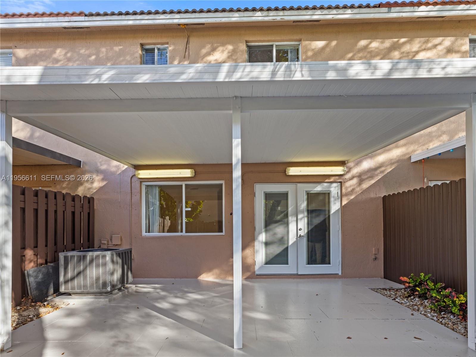 WEITZER SERENA LAKES TOWN - Residential