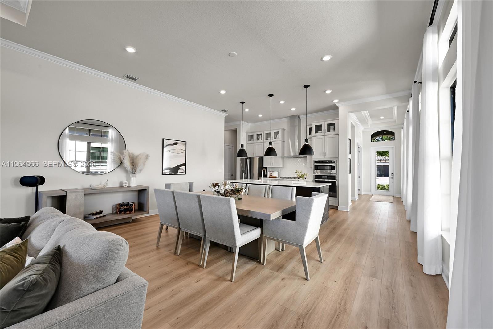 8028 Liberty Way, Parkland, FL, 33067/$910,000 3 8028 Liberty Way