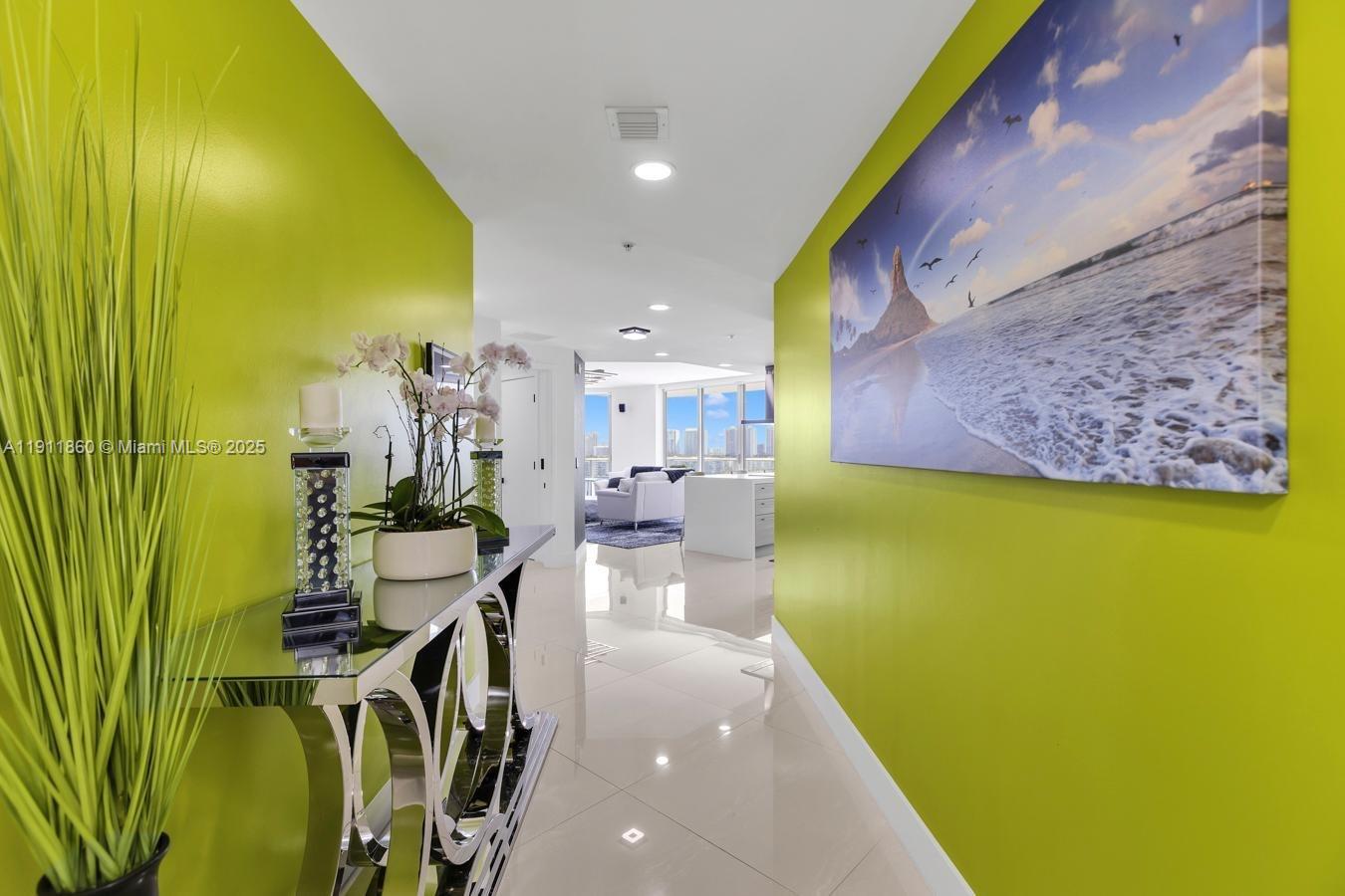 MARINA PALMS RESIDENCES S - Residential