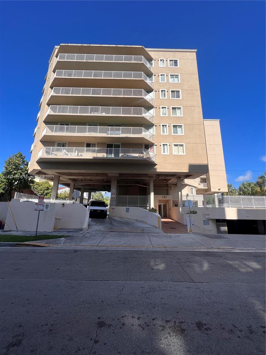 Introducing a remarkable opportunity at Citadel Condo in the vibrant city of Miami! This spacious condo features 3 beds/2 baths with walking closets and no carpets. The large balcony offers an inviting outdoor space for relaxation. Washer and dryer within the unit. Contact us today to schedule a viewing and discover the countless benefits and features that this Citadel Condo gem has to offer, just one block from Publix, Walgreens, and the Metro-rail. Your dream Miami lifestyle awaits!