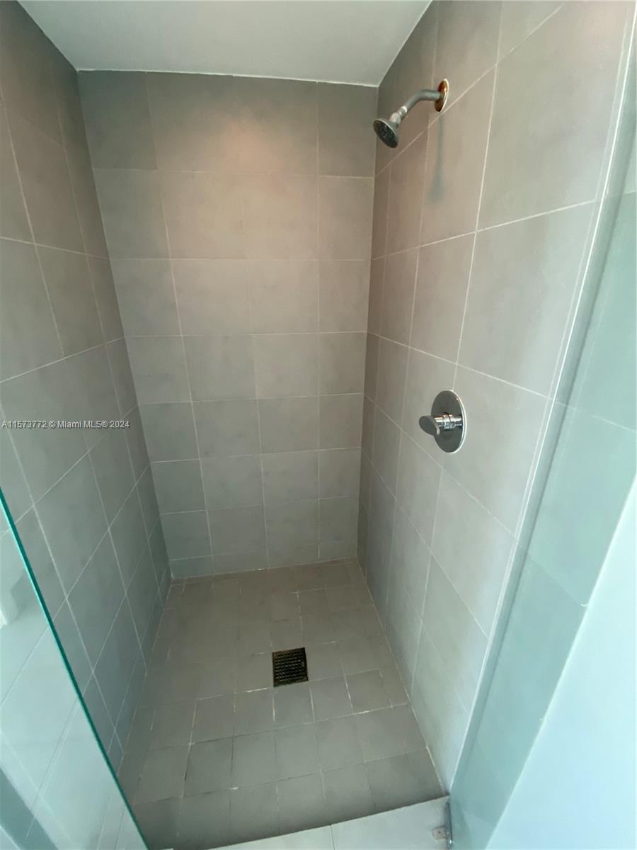 MINT CONDO - Residential Lease