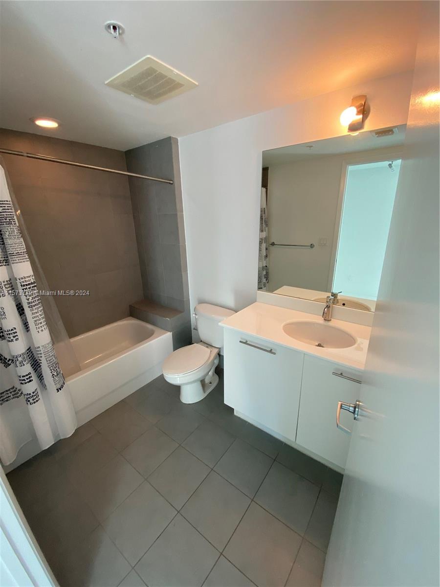MINT CONDO - Residential Lease