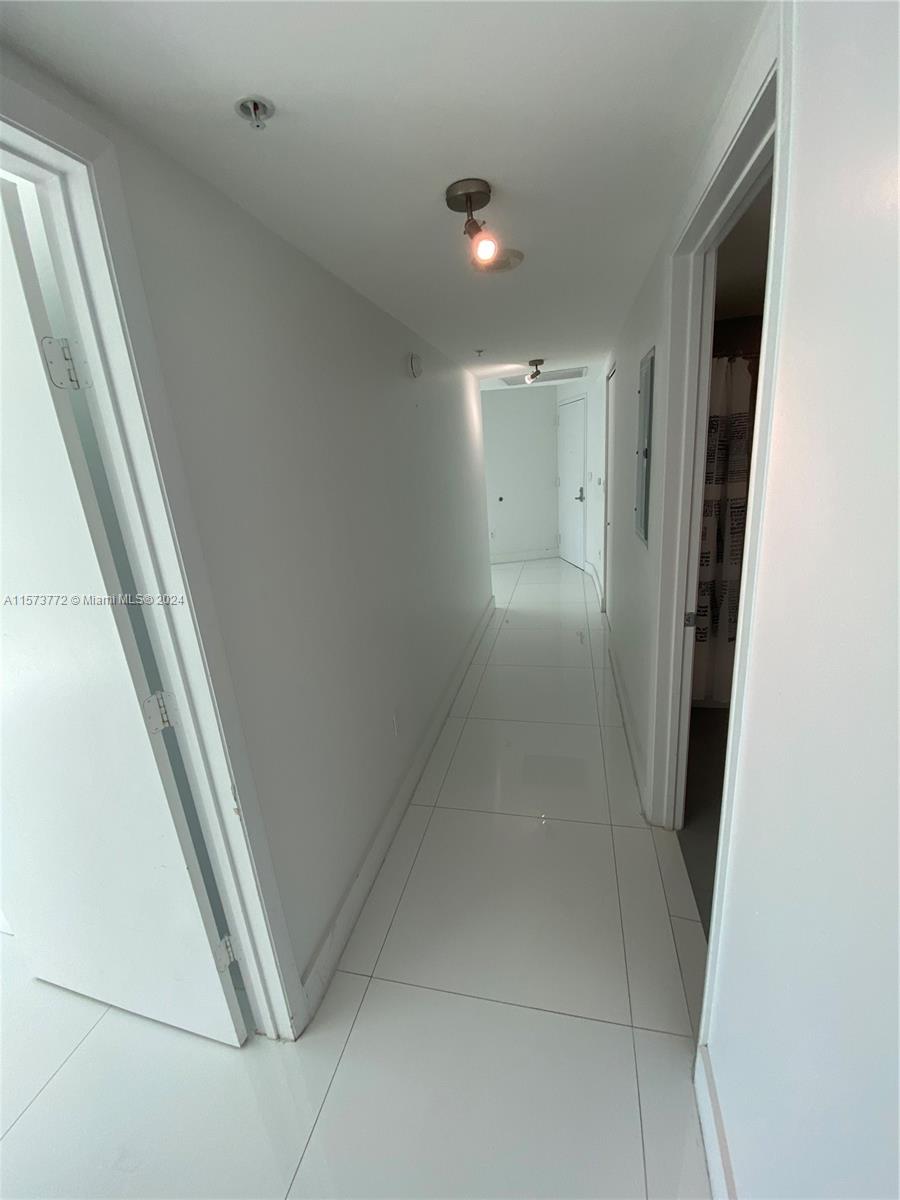 MINT CONDO - Residential Lease