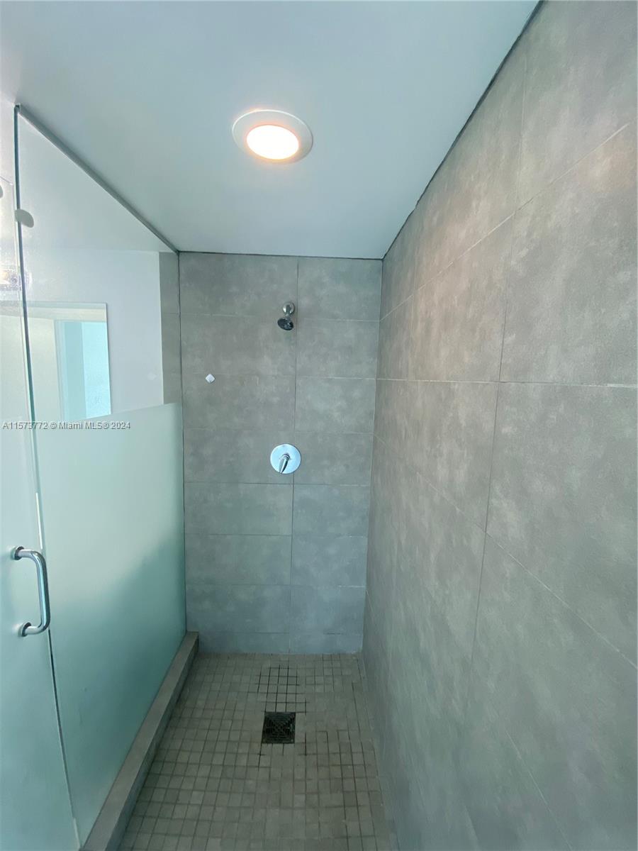 MINT CONDO - Residential Lease