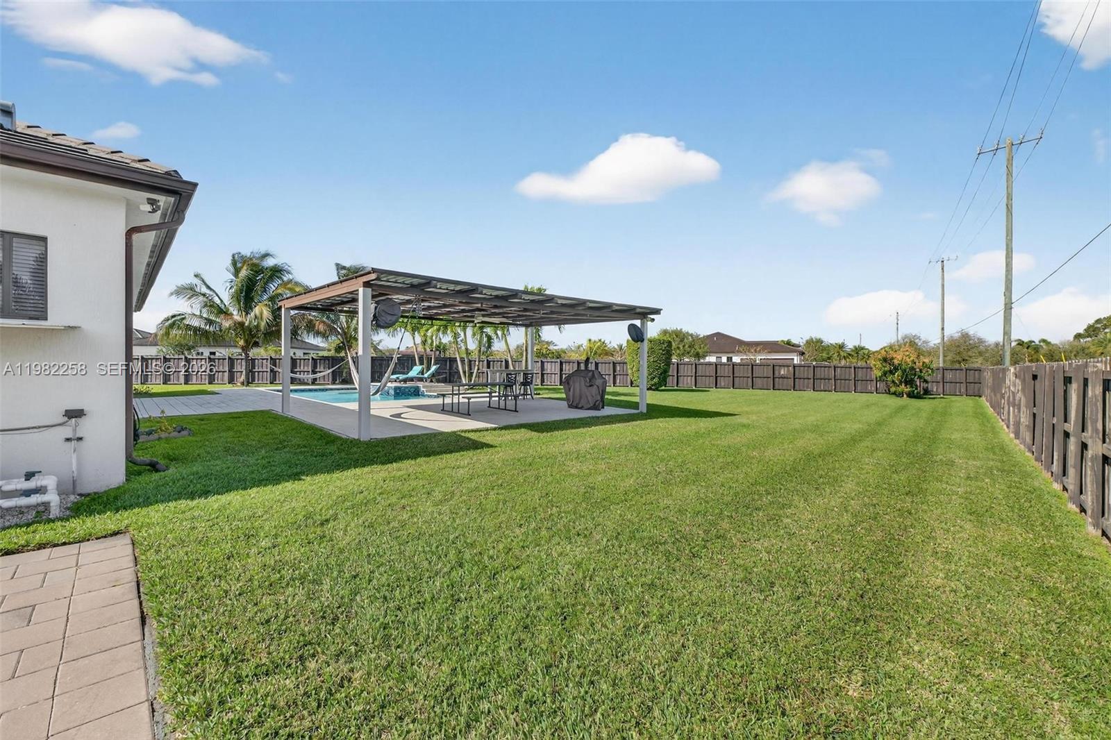 THE REDLANDS SEC 2 - Residential