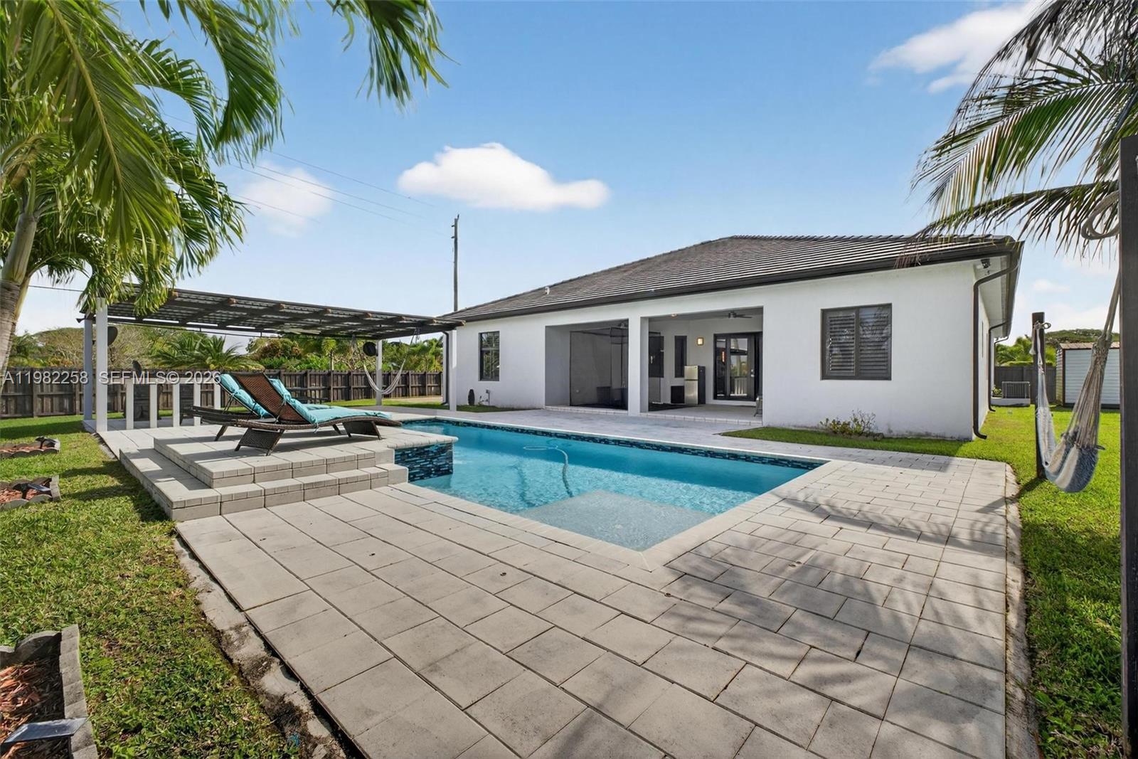 THE REDLANDS SEC 2 - Residential