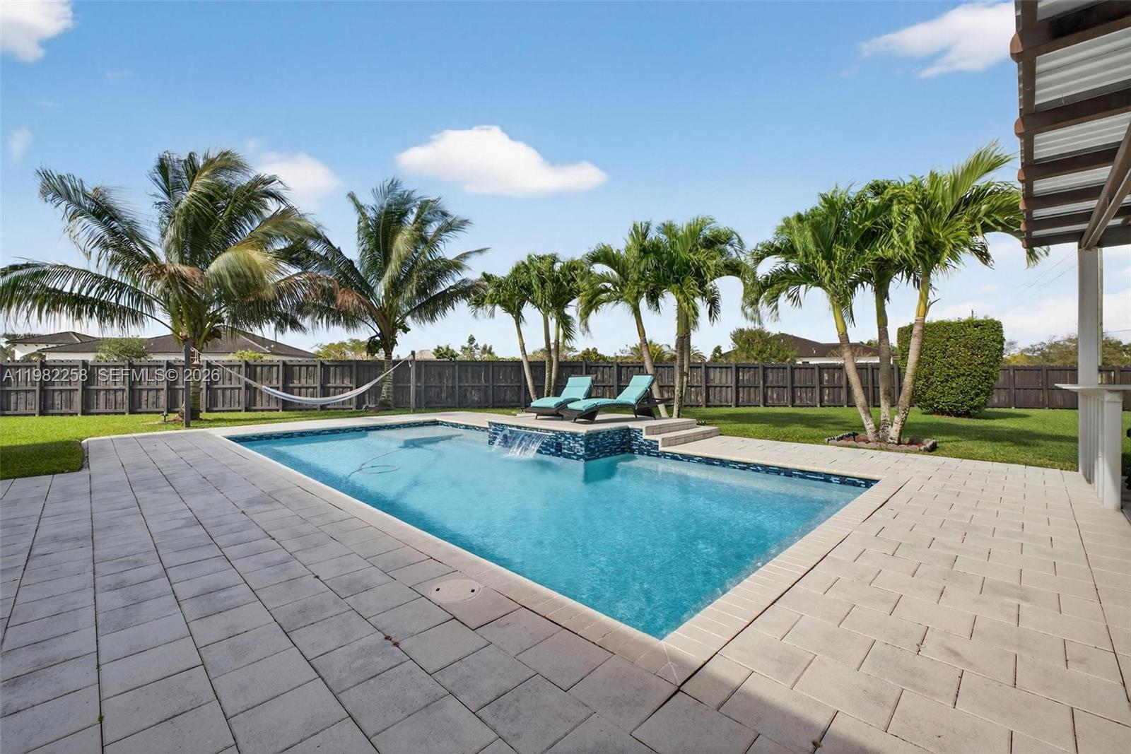 THE REDLANDS SEC 2 - Residential