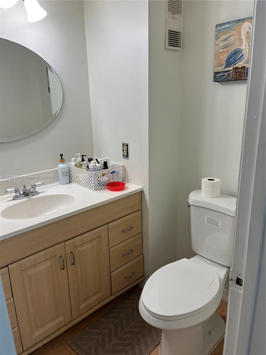 CYPRESS BEND IV-11 CONDO - Residential